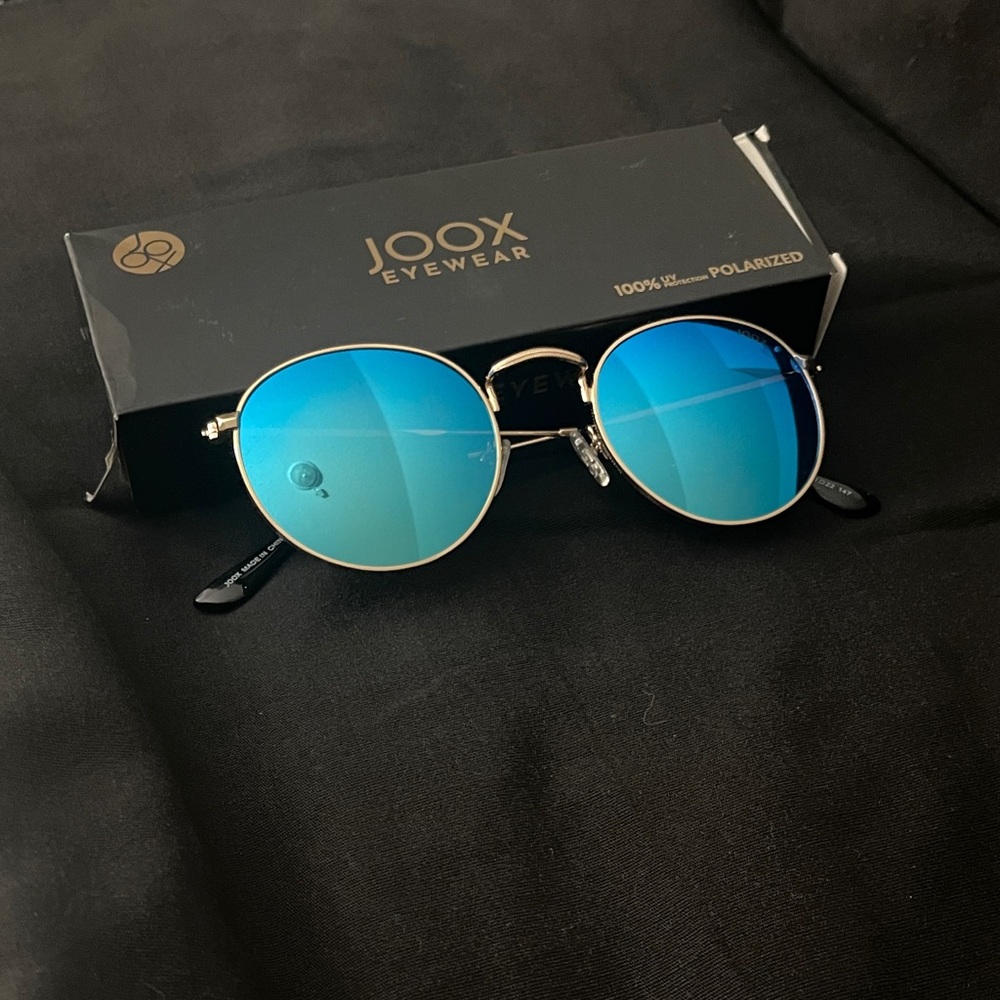 Blue Polarized Sunglasses